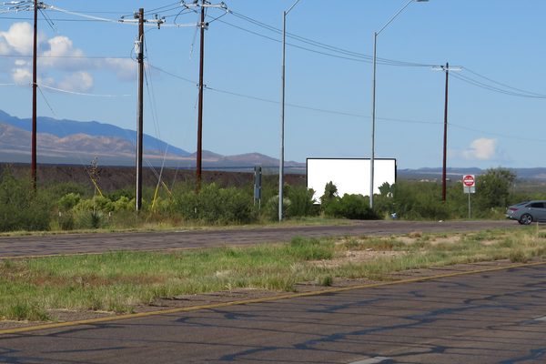 SH 80 SS 150ft W/O Chino Rd F/E - 1