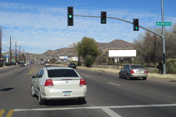 US 89 ES 0.23mi S/O Mariposa F/S - 2