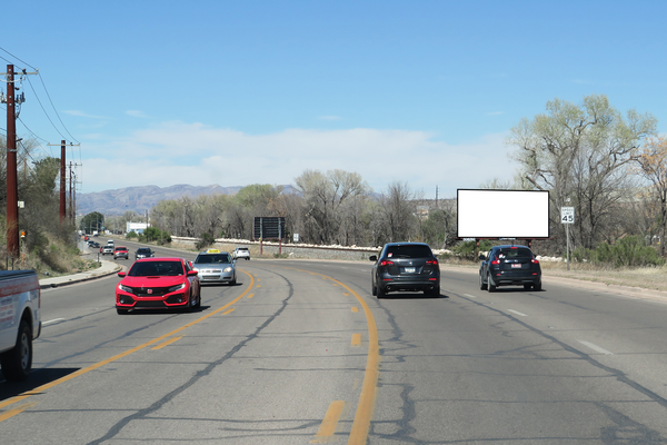 US 89 ES 800ft N/O Bafferts F/S - 2