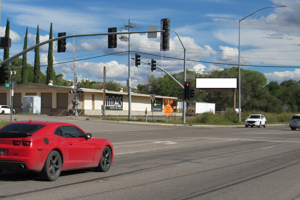 US 89 ES 0.4mi N/O Bafferts F/N - 1