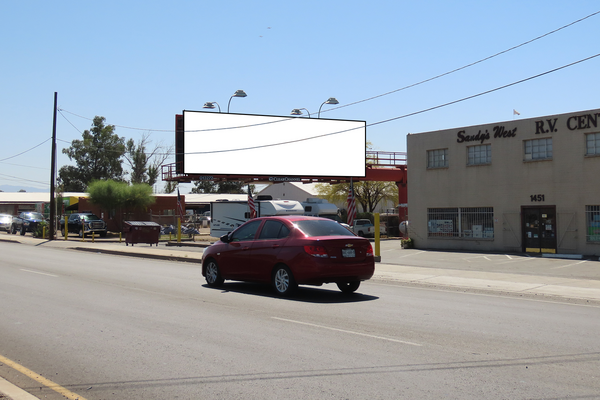 Miracle Mile SS 0.27mi E/O I-10 mm 68.46 F/W - 2