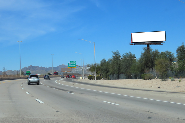 I-10 NS 1200ft W/O 6th Av F/E - 2