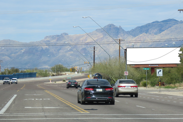 Palo Verde ES 200ft N/O 44th St F/S - 2