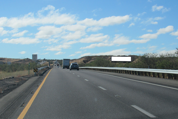 I-10 NS 0.3mi E/O Hwy 80 mm 304.26 F/E - 2