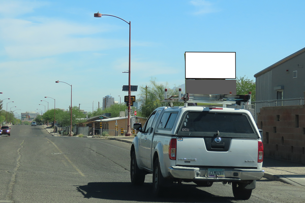 10th Av ES 150ft S/O 33rd St F/S - 3