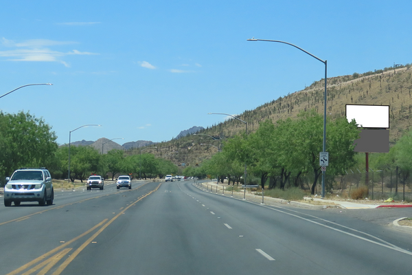 22nd St NS 500ft W/O I-10 F/E - 3