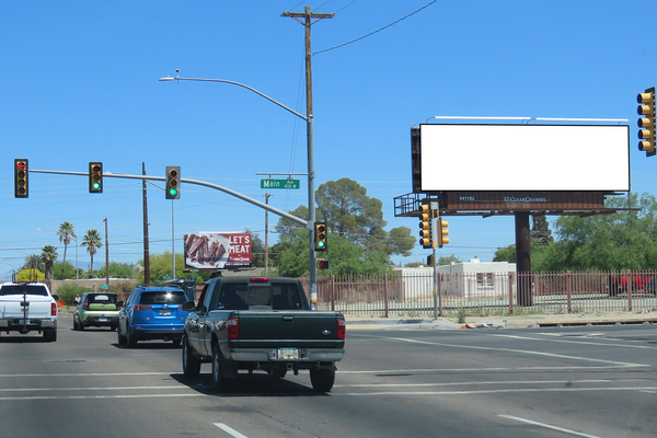 Speedway SS 60ft E/O Main Av F/W - 2