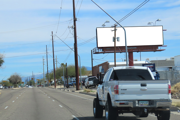 Grant SS 240ft W/O Calle Central mm 0.46 F/W - 2