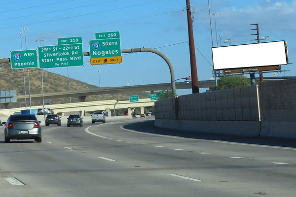 I-10 ES 40ft S/O 37th St mm 260.51 F/S - 2
