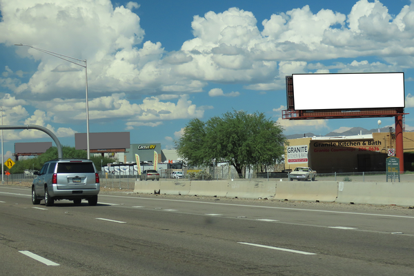 I-10 ES 0.49mi S/O Sunset mm 251.67 F/S - 2