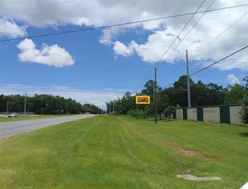 W/S Mobile Hwy 1000' S/O Pine Forest Rd F/N