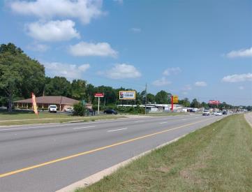 W/S Hwy 29 N/O Broad St F/S