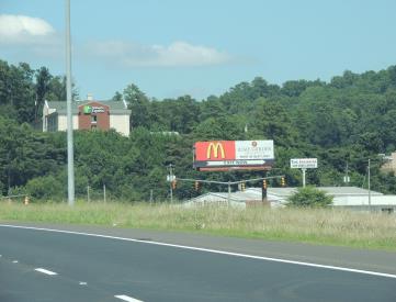 I-20 S/L 100' E/O KILGORE MEM EX F/W