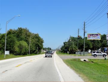 S/S NEW TAMPA HWY @ TWIN LAKES E/B