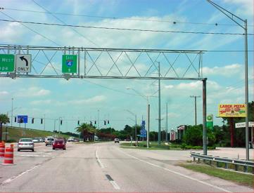 S/S LK HILLS BLVD 50' S/O SR582 E/B