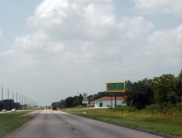 E/S US 27 .5 MI S/O CR17B N/B