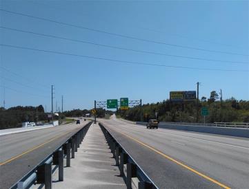 W/S US 1 200' S/O INDIAN RIVER  LINE S/B