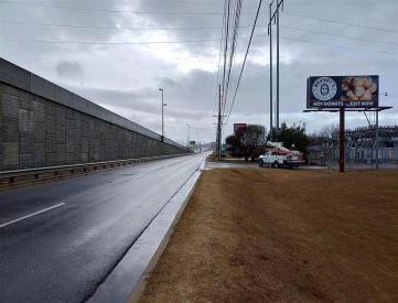 S MEM PKWY WL 400' S/O BYRD SPRING RD FN