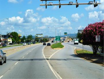 S MEM PKWY WL 150' S/O BOB WALLACE FS