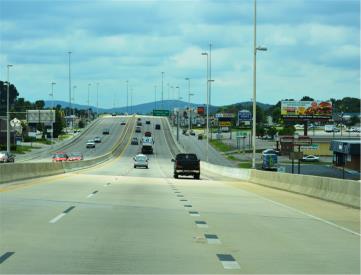 N MEM PKWY WL .2 MI S/O SPARKMAN FN