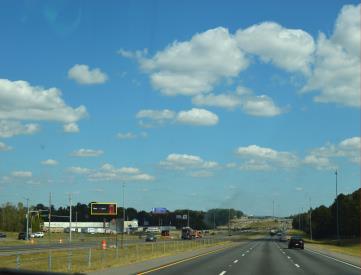 I-565 NL 750' E/O SLAUGHTER RD FW