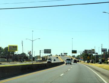 N MEM PKWY EL .1 MI N/O UNIVERSITY FN