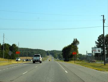 N MEM PKWY EL 800' N/O WINCHESTER RD FS