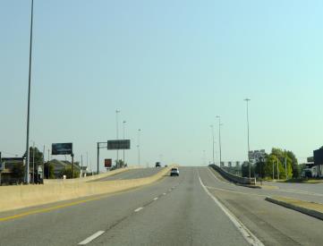 N MEM PKWY WL 300' S/O MAX LUTHER DR FS