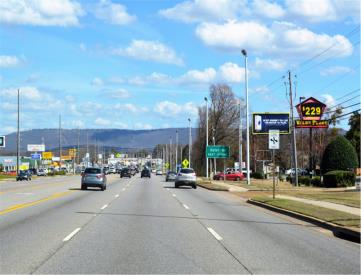UNIVERSITY DR SL .5 MI E/O JORDAN LN FW