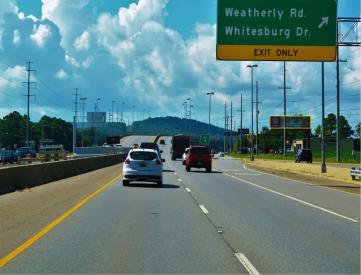S MEM PKWY WL 800' N/O CAMERON RD FN