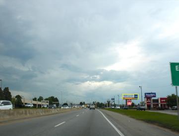 S MEM PKWY WL .2 MI S/O BOB WALLACE FN