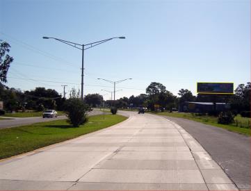 W/S WASHINGTON AVE 1 MI. N/O GARDEN-S/B