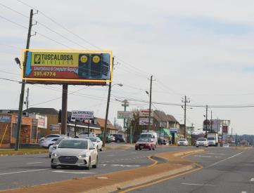 15TH ST N/L .1 MI E/O HACKBERRY LANE