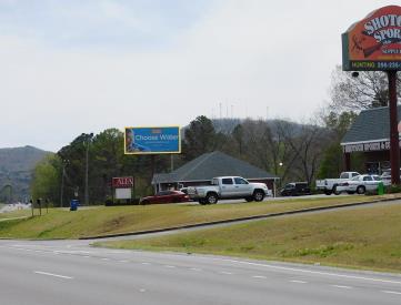 US 431 W/L .3 MI.S/O SAKS RD N/F