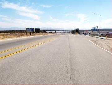 SIERRA HWY EL 1000' N/O AVENUE H