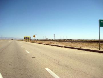 SIERRA HWY EL 1000' N/O AVENUE H
