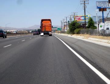 I-15 EL .4 MILES S/O BEAR VALLEY ROAD