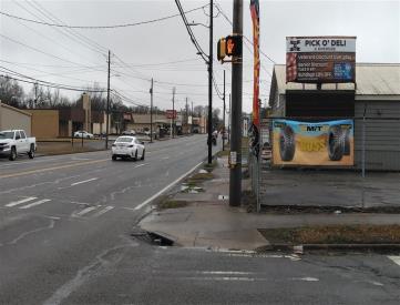 W/S N BROAD ST @ CALHOUN RD N/F TOP IN