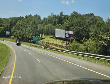 W/S 27 1000' S/O DARLINGTON DR N/F RIGHT
