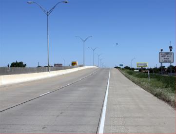 I-27 E/S @ 3RD ST S/F