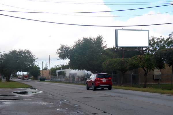 N Flagler Av WS 900ft N/O Campbell Dr F/N - 2