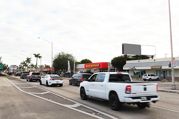 US 1 ES 535ft S/O SW 268th St F/S - 4