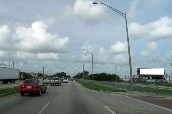 US 1 WS 250ft S/O SW 248th St F/N - 2