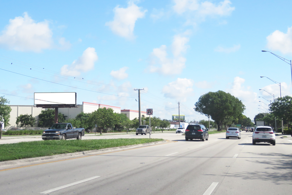 US 1 WS 100ft N/O SW 132nd St F/S - 1