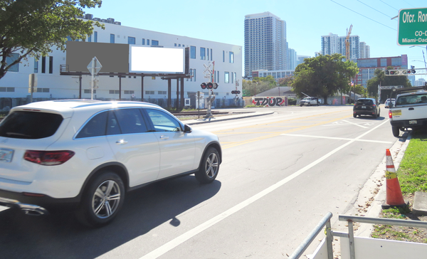 N Miami Av ES 150ft S/O NE 20th St F/N - 2