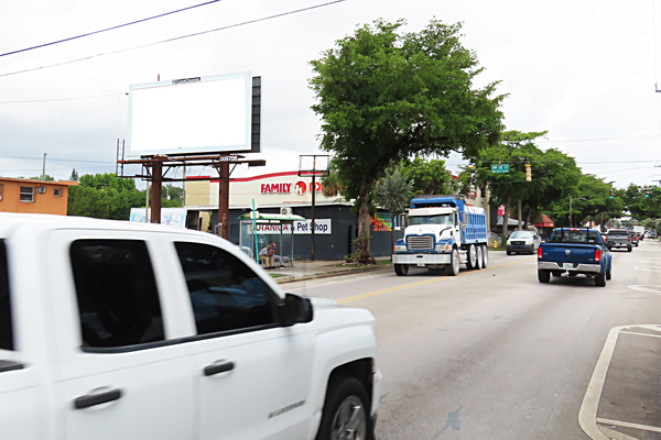 NW 17th Av WS 75ft S/O NW 18th St F/S - 1