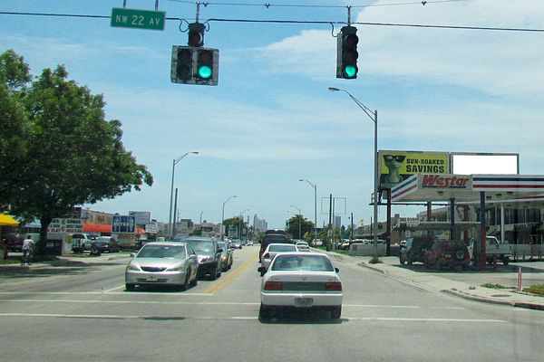 NW 20th St SS 95ft E/O NW 22nd Av F/W - 3