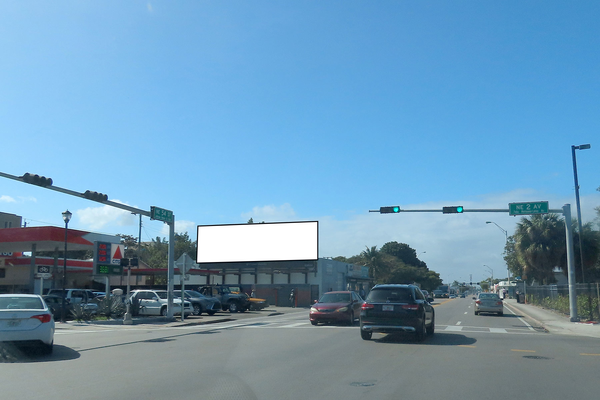 NE 54th St SS 50ft W/O NE 2nd Av F/E - 1