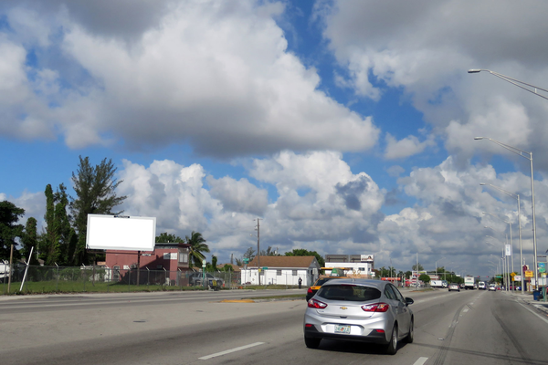 NW 79th St SS 100ft W/O NW 14th Pl F/E - 1