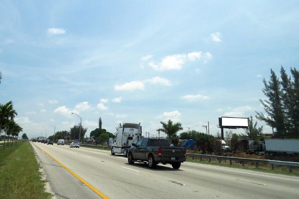 Okeechobee Rd SS 0.3mi E/O NW 116 Way F/W - 2